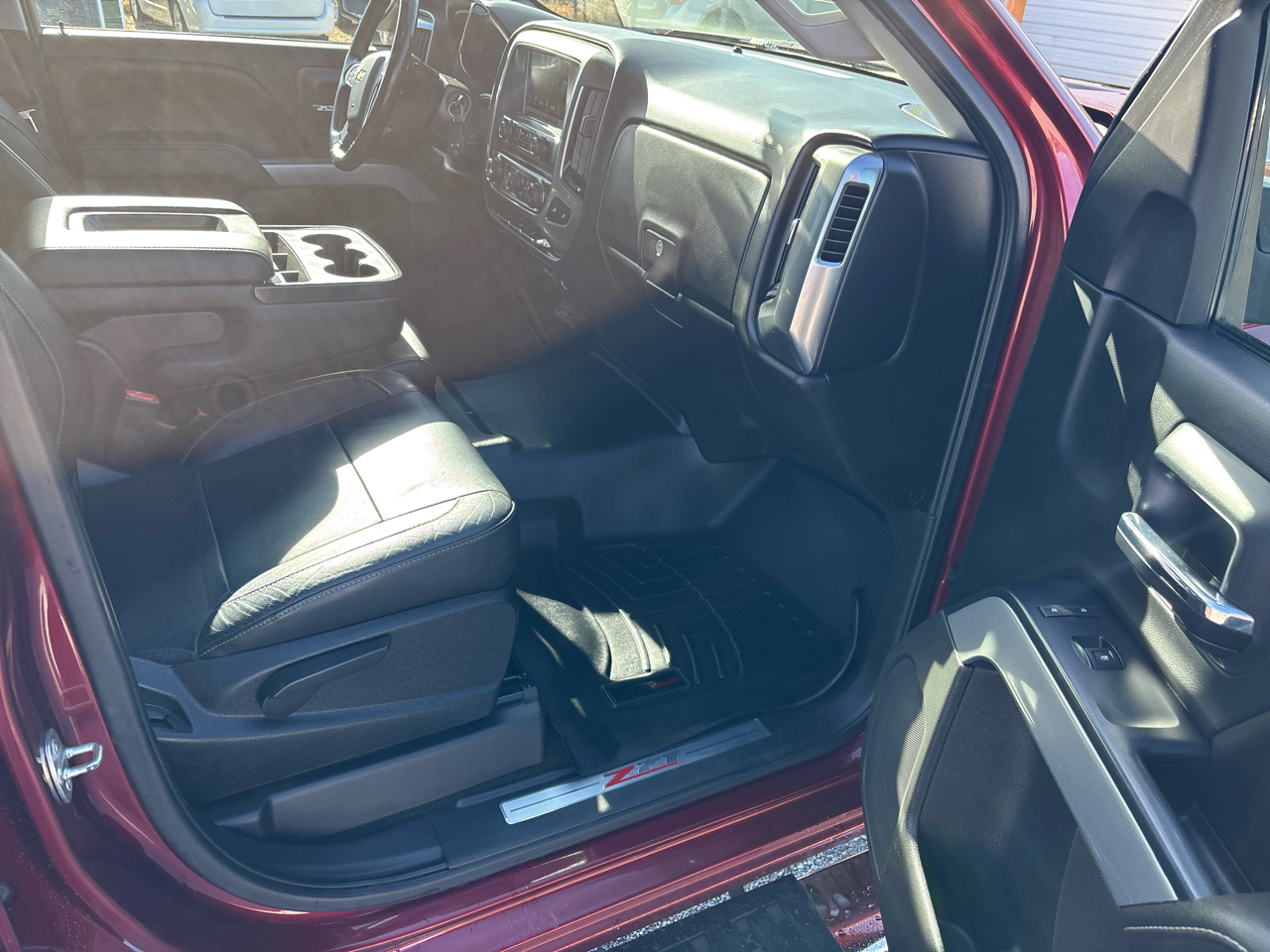 Chevrolet Silverado 1500 4WD Crew Cab 143.5" LT w/2LT 2017