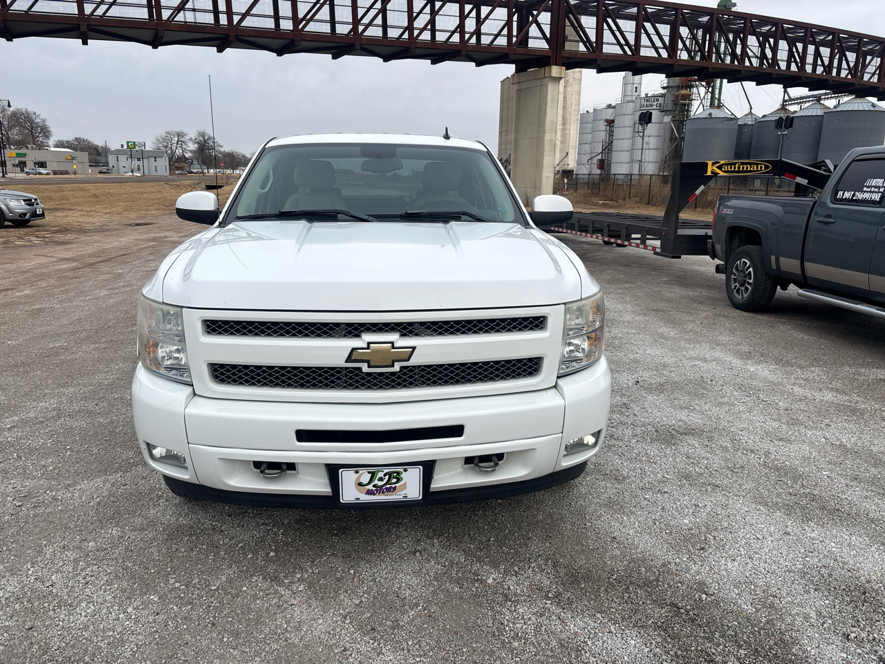 Chevrolet Silverado 1500 4WD Crew Cab 143.5" LT 2010