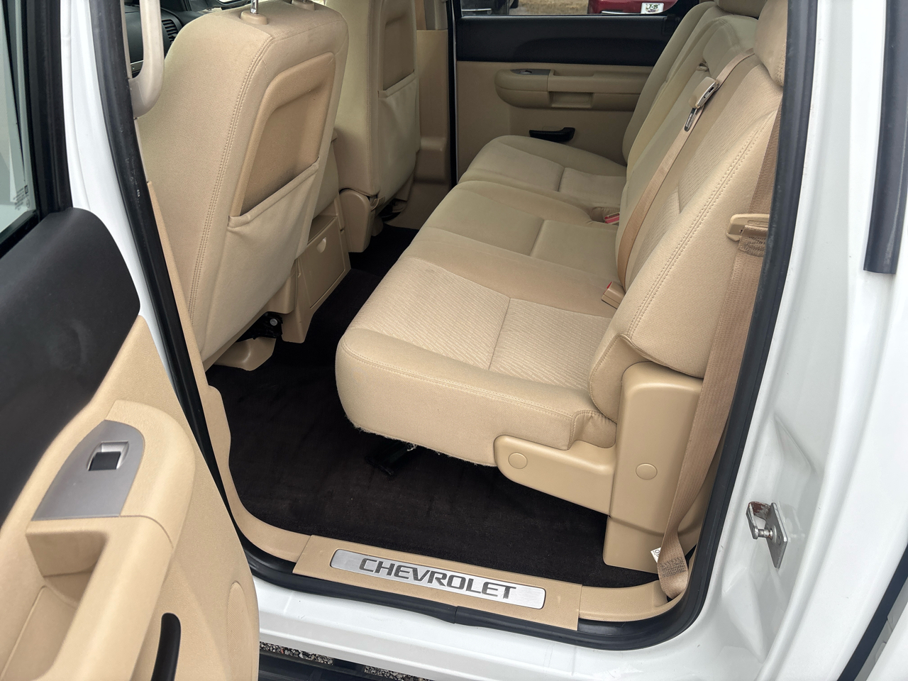 Chevrolet Silverado 1500 4WD Crew Cab 143.5" LT 2010