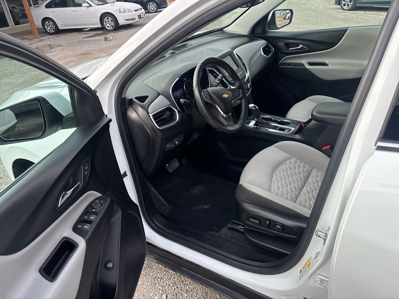 Chevrolet Equinox FWD 4dr LT w/2LT 2019