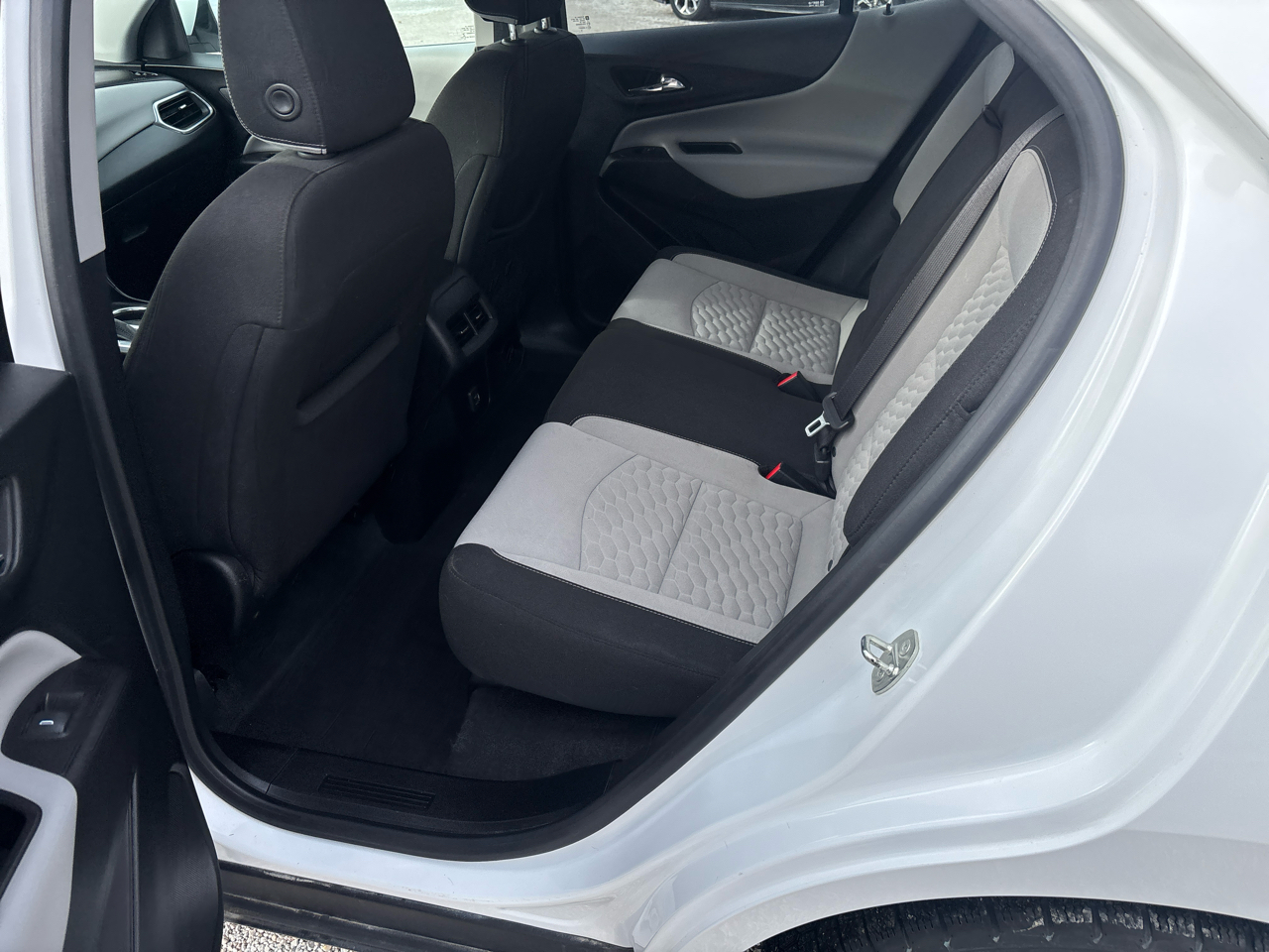 Chevrolet Equinox FWD 4dr LT w/2LT 2019