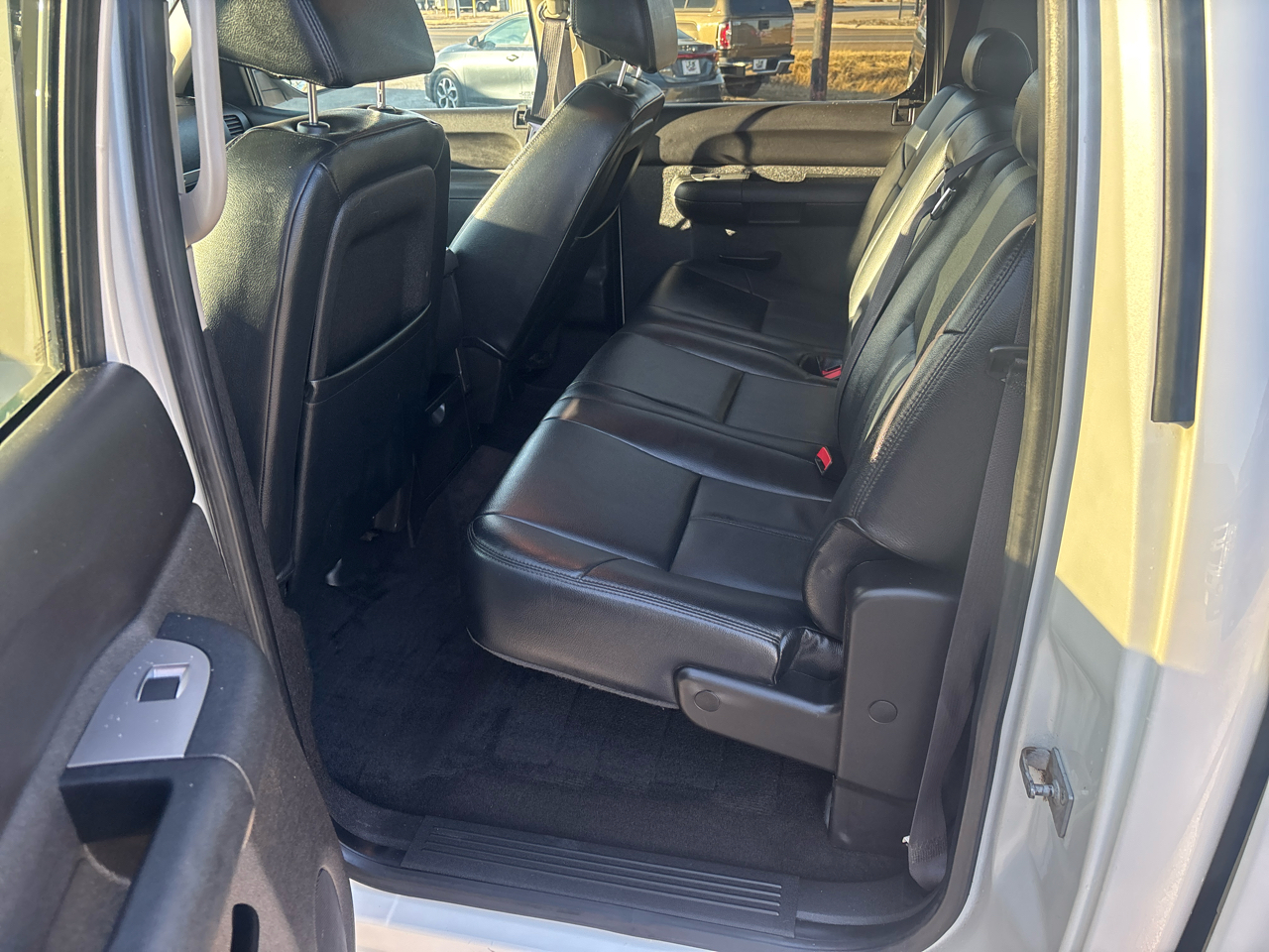 Chevrolet Silverado 1500 4WD Crew Cab 143.5" LT 2012