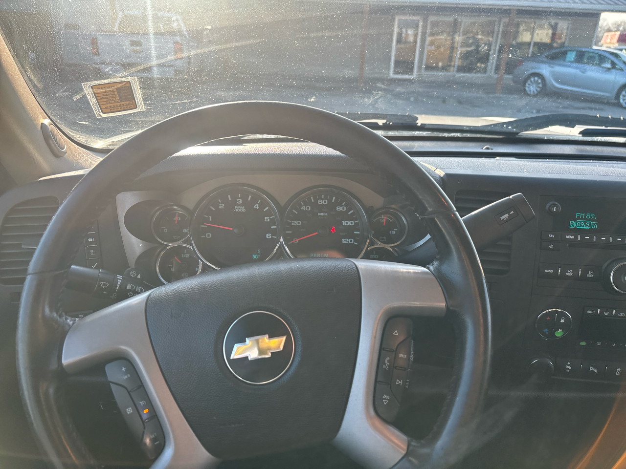Chevrolet Silverado 1500 4WD Crew Cab 143.5" LT 2012