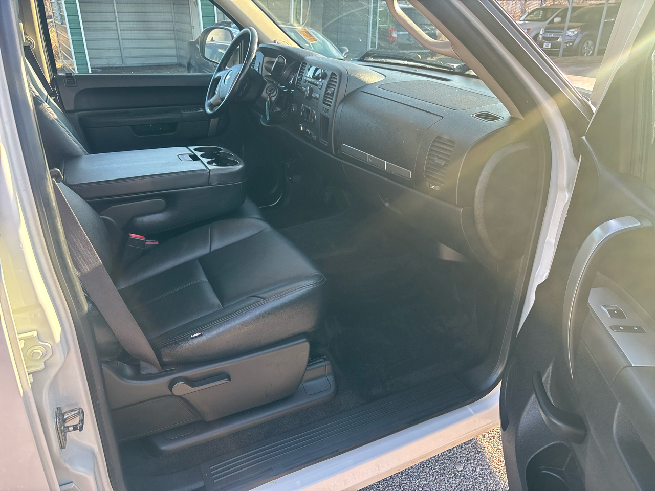 Chevrolet Silverado 1500 4WD Crew Cab 143.5" LT 2012