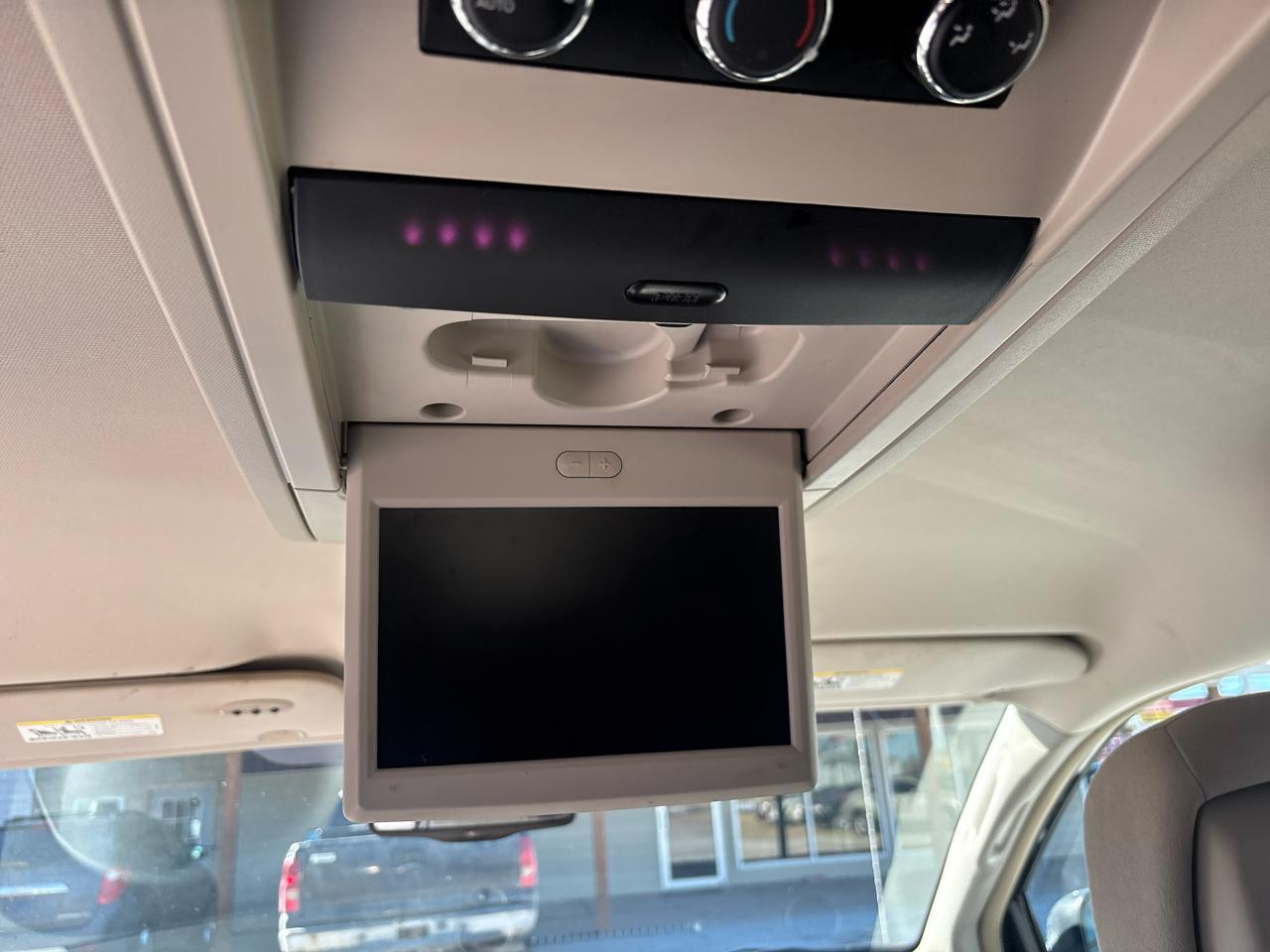 Chrysler Town & Country 4dr Wgn Touring 2013