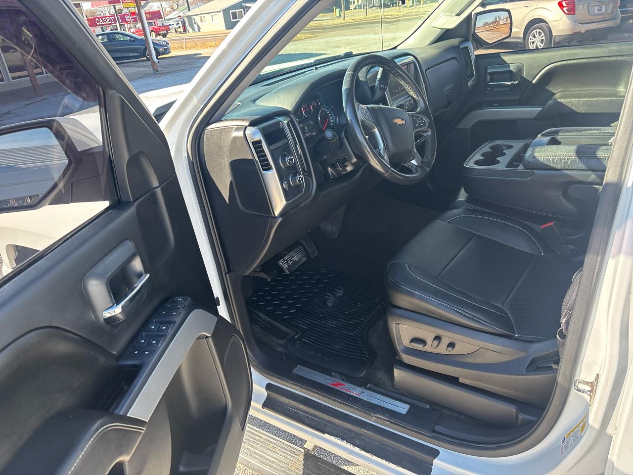 Chevrolet Silverado 1500 4WD Crew Cab 143.5" LT w/2LT 2016