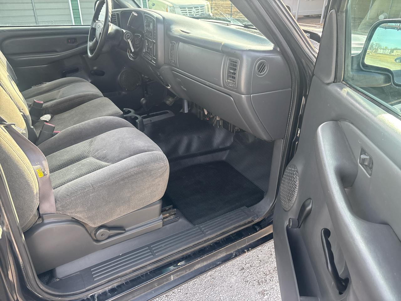 Chevrolet Silverado 1500 4WD Reg Cab 126" Work Truck 2006