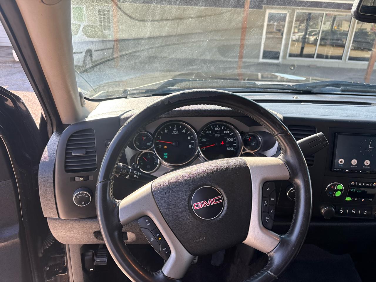 GMC Sierra 1500 4WD Crew Cab 143.5" SLE 2013