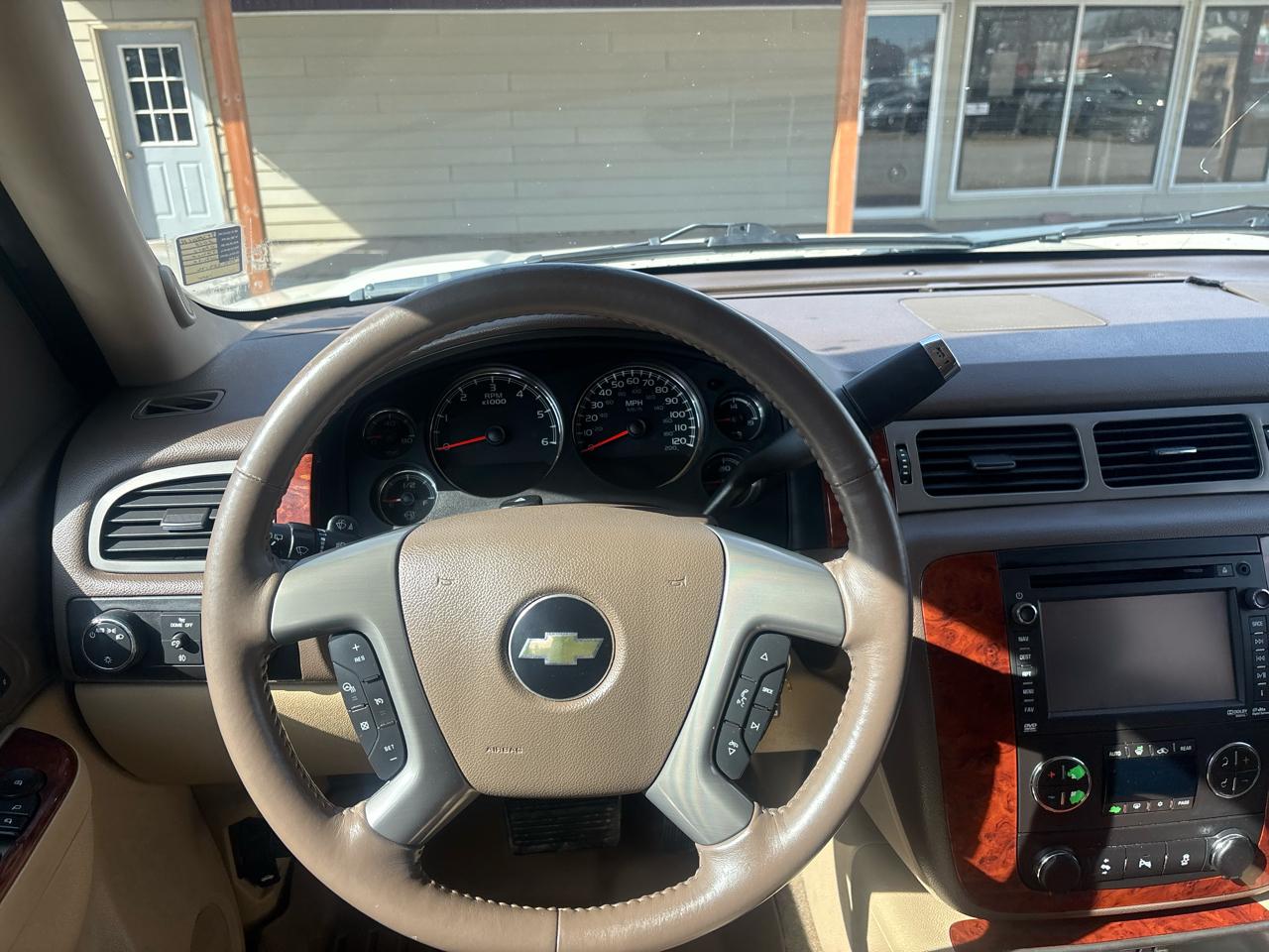 Chevrolet Tahoe 4WD 4dr 1500 LTZ 2013