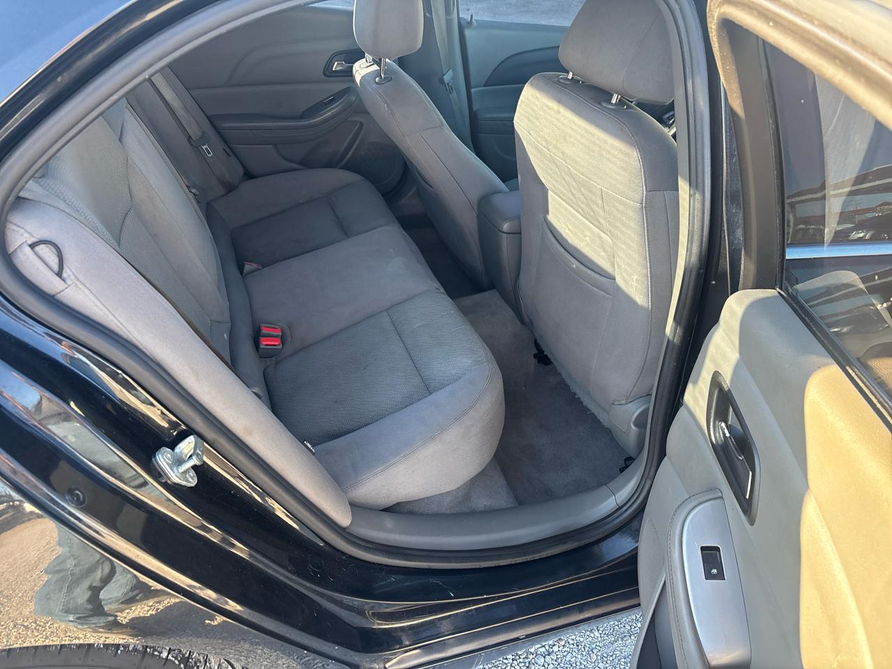 Chevrolet Malibu 4dr Sdn LS w/1FL 2014