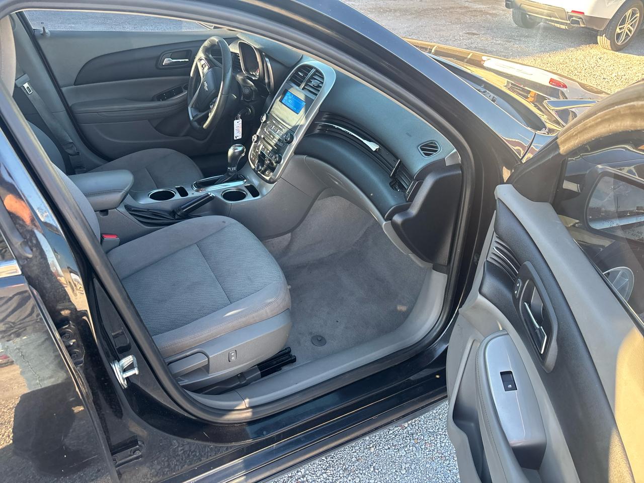 Chevrolet Malibu 4dr Sdn LS w/1FL 2014