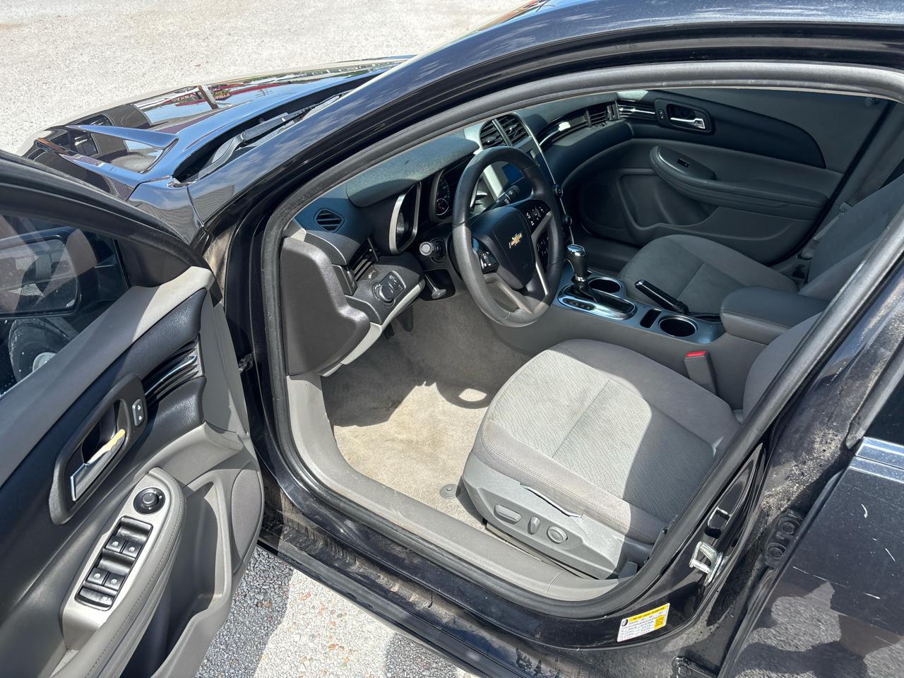 Chevrolet Malibu 4dr Sdn LS w/1FL 2014