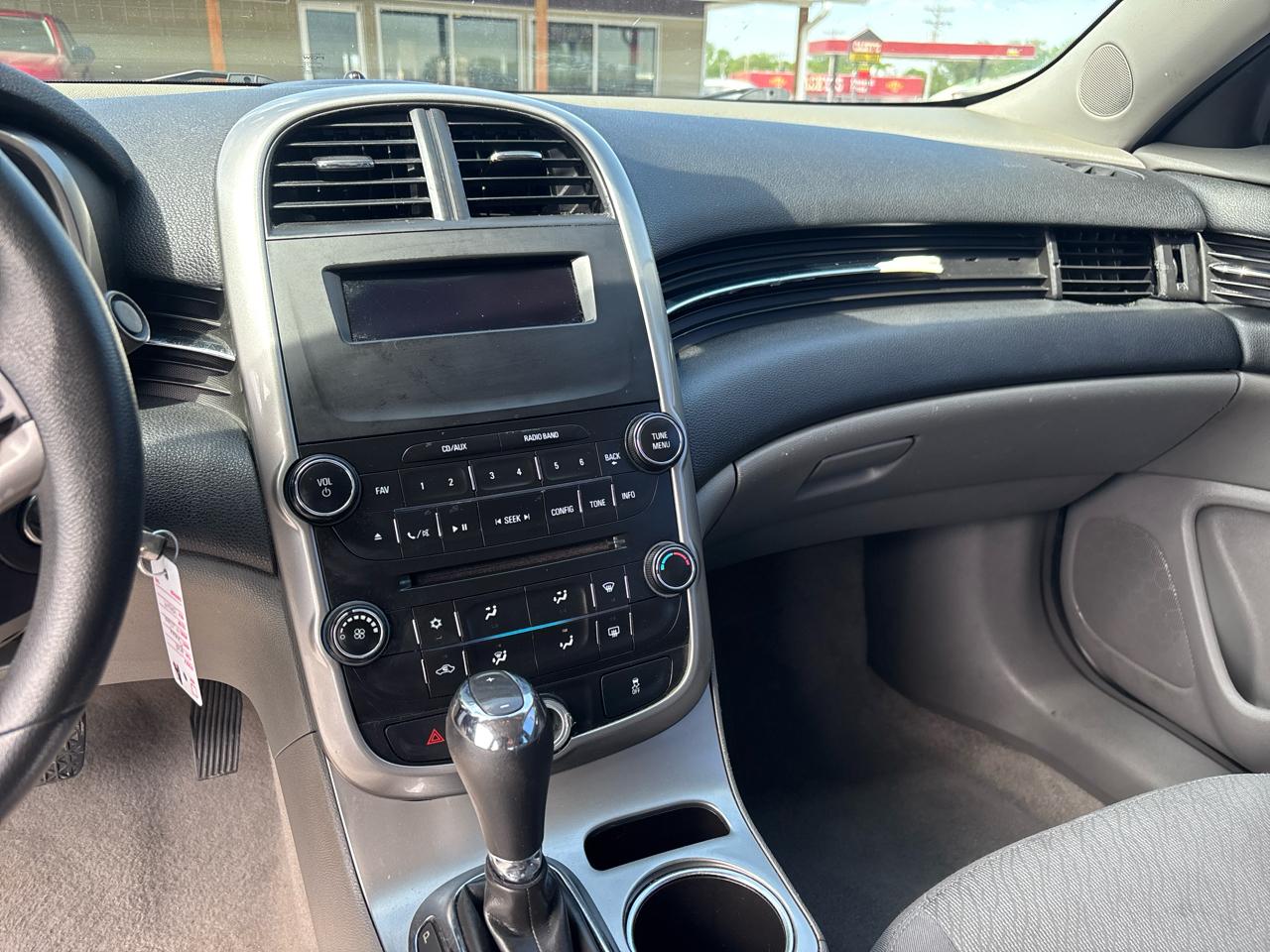 Chevrolet Malibu 4dr Sdn LS w/1FL 2014
