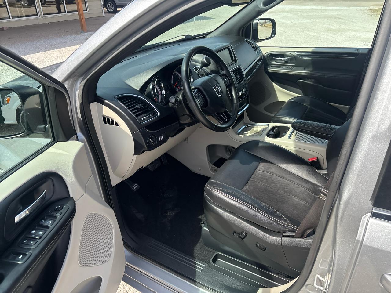 Dodge Grand Caravan SXT Wagon 2018