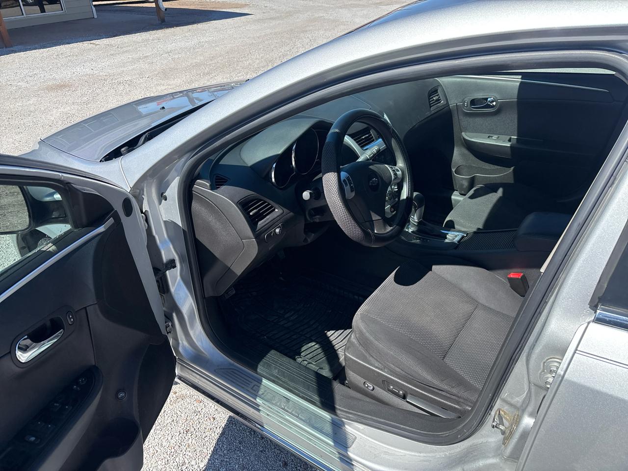 Chevrolet Malibu 4dr Sdn LT w/1LT 2012