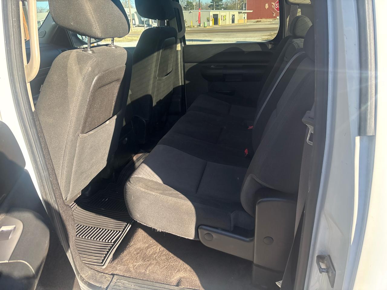 Chevrolet Silverado 1500 4WD Crew Cab 143.5" LT 2012