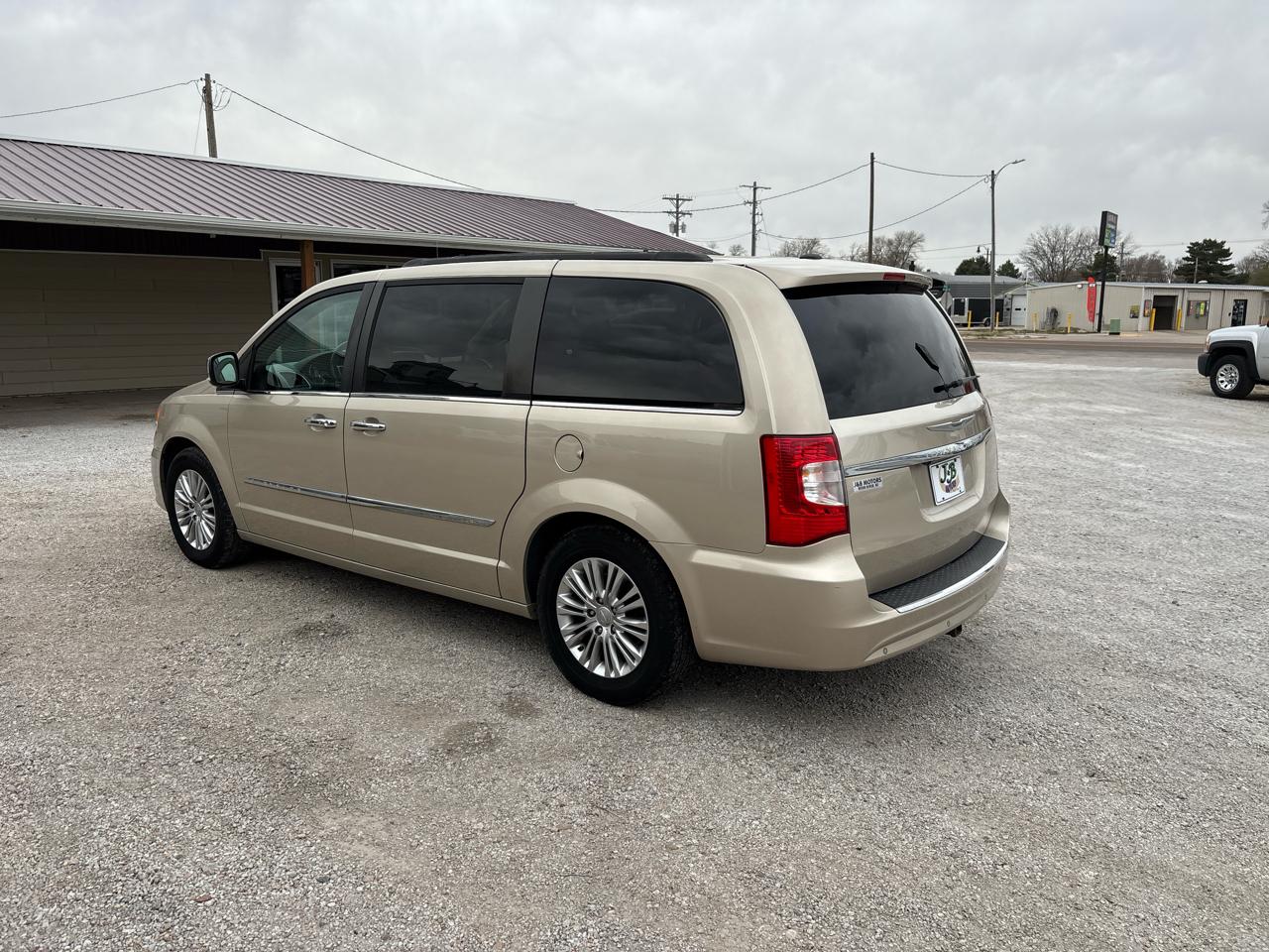Chrysler Town & Country 4dr Wgn Touring-L Anniversary Edition 2016