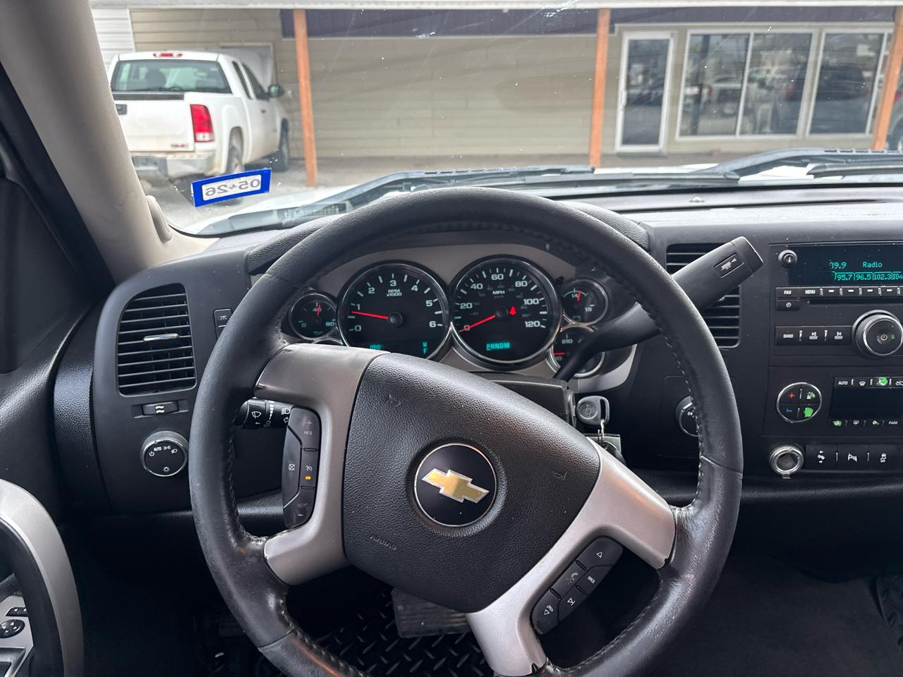 Chevrolet Silverado 1500 4WD Crew Cab 143.5" LT 2013