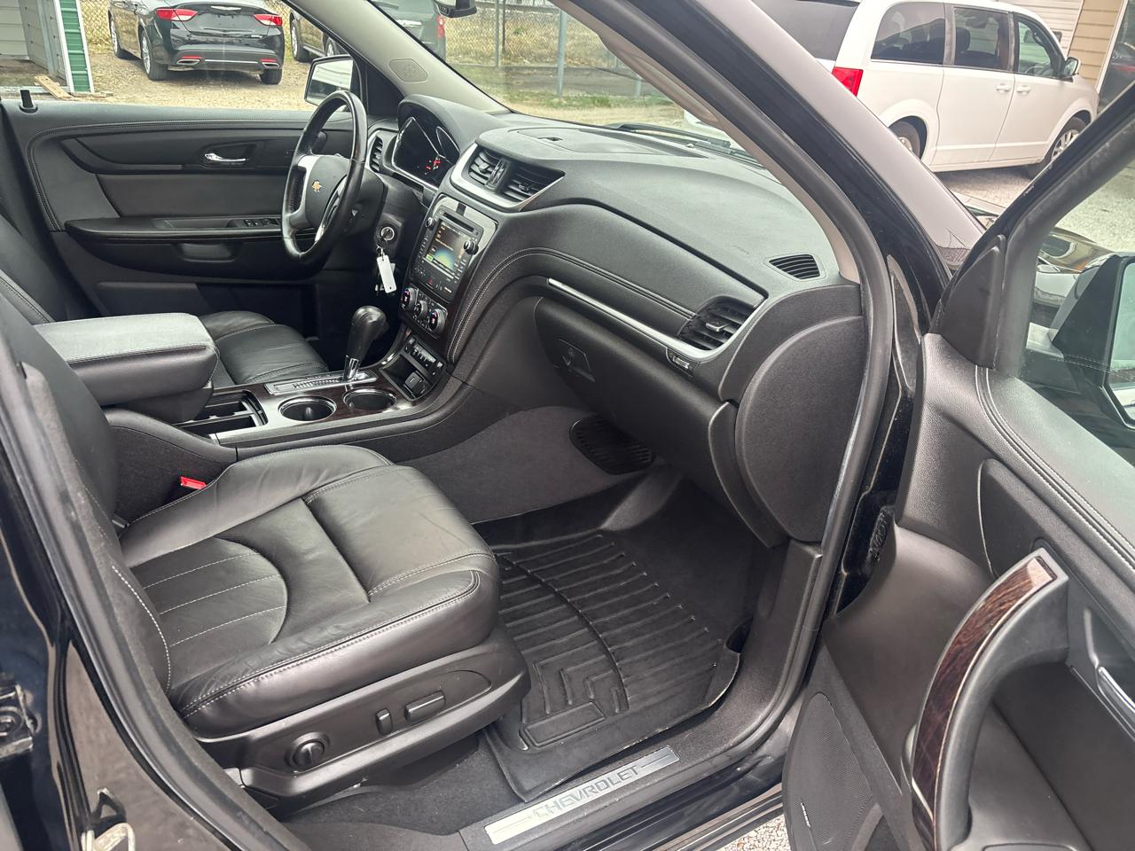 Chevrolet Traverse AWD 4dr LTZ 2016