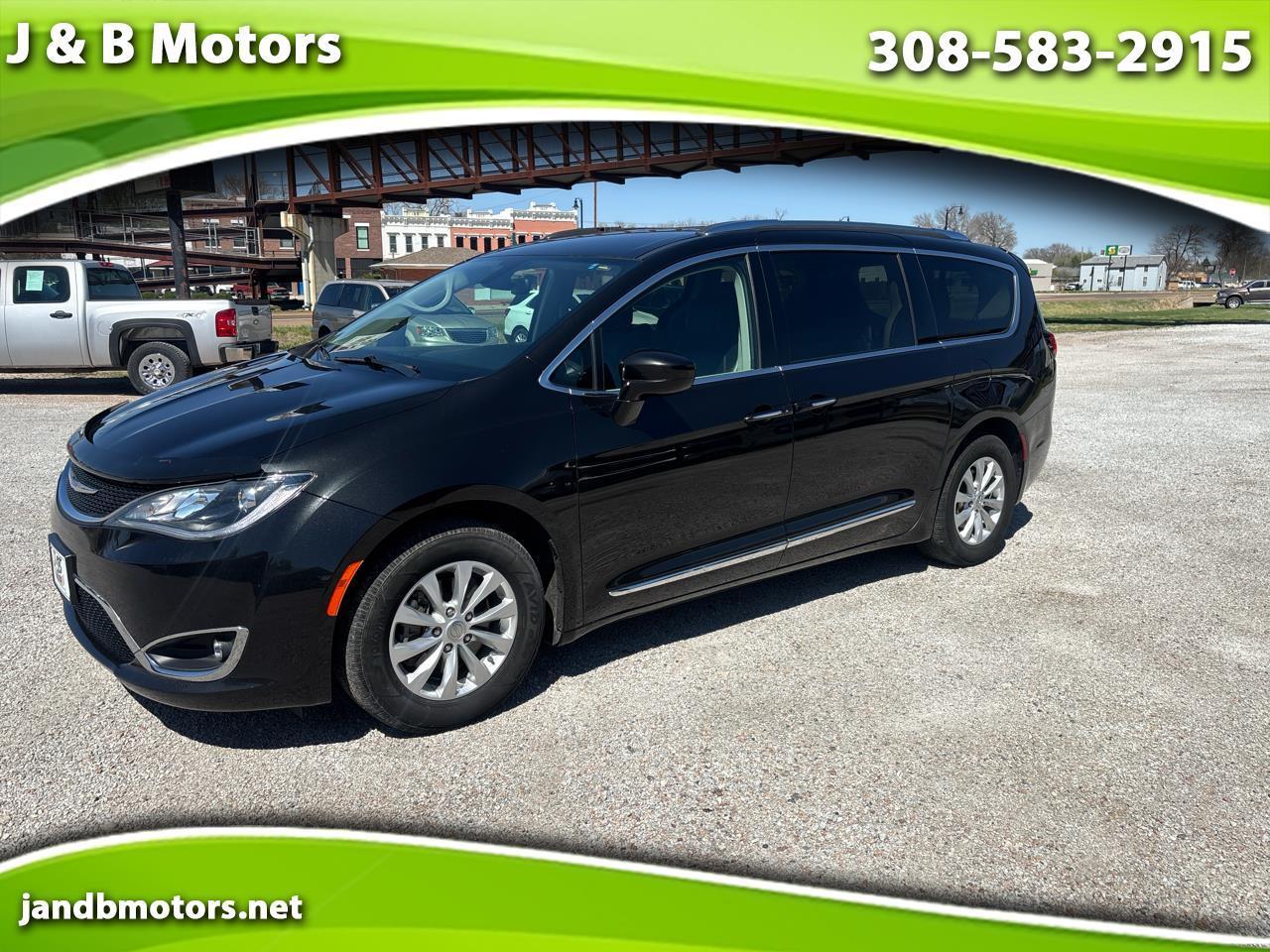 2019 Chrysler Pacifica Touring L FWD