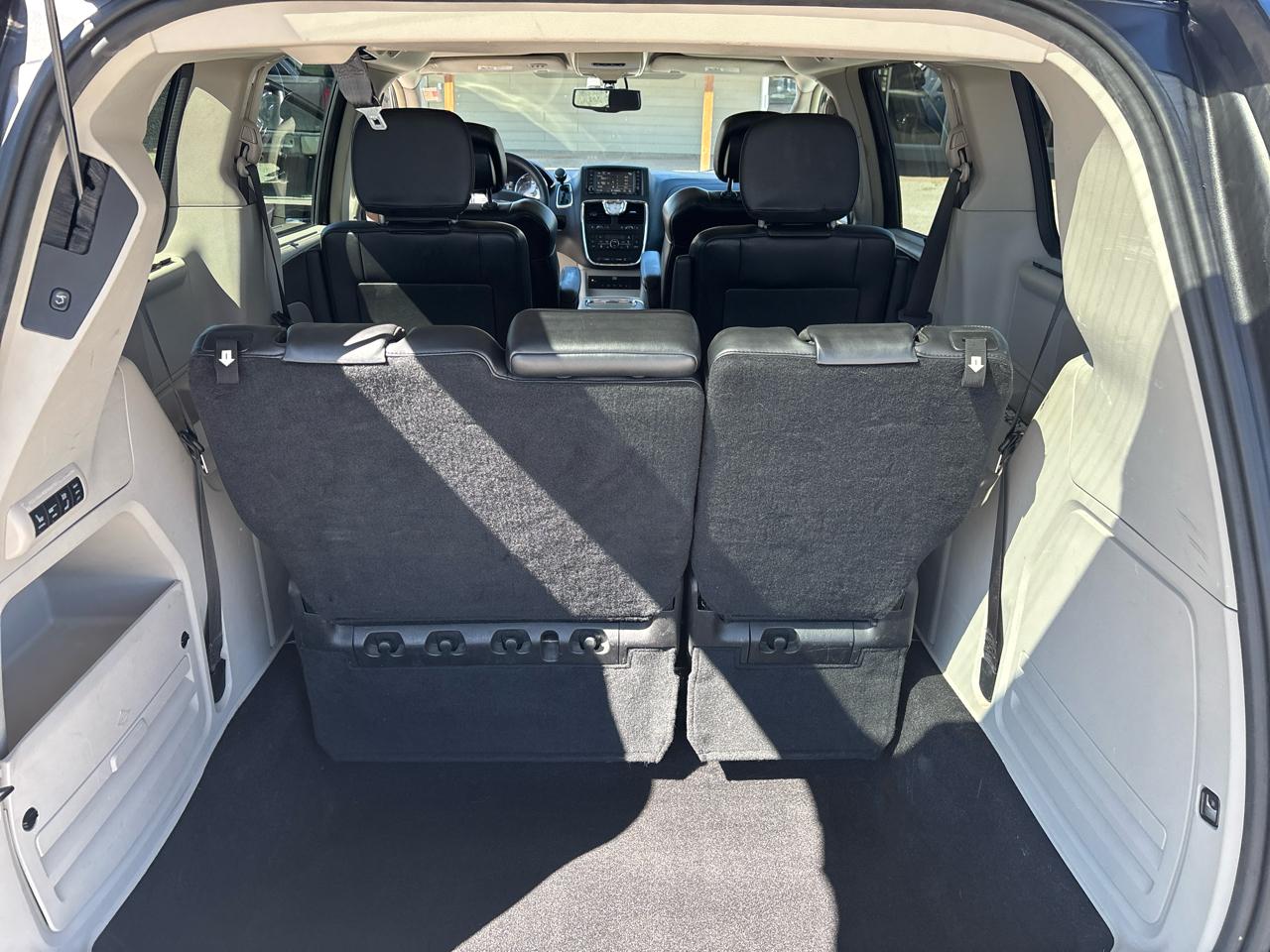 Chrysler Town & Country 4dr Wgn Limited 2015