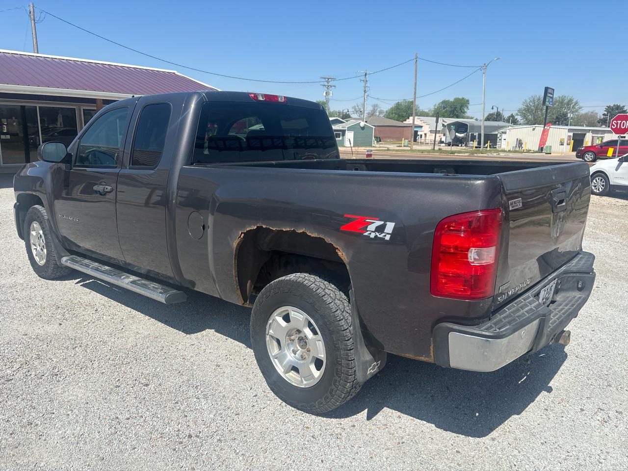 Chevrolet Silverado 1500 4WD Ext Cab 143.5" LT 2010