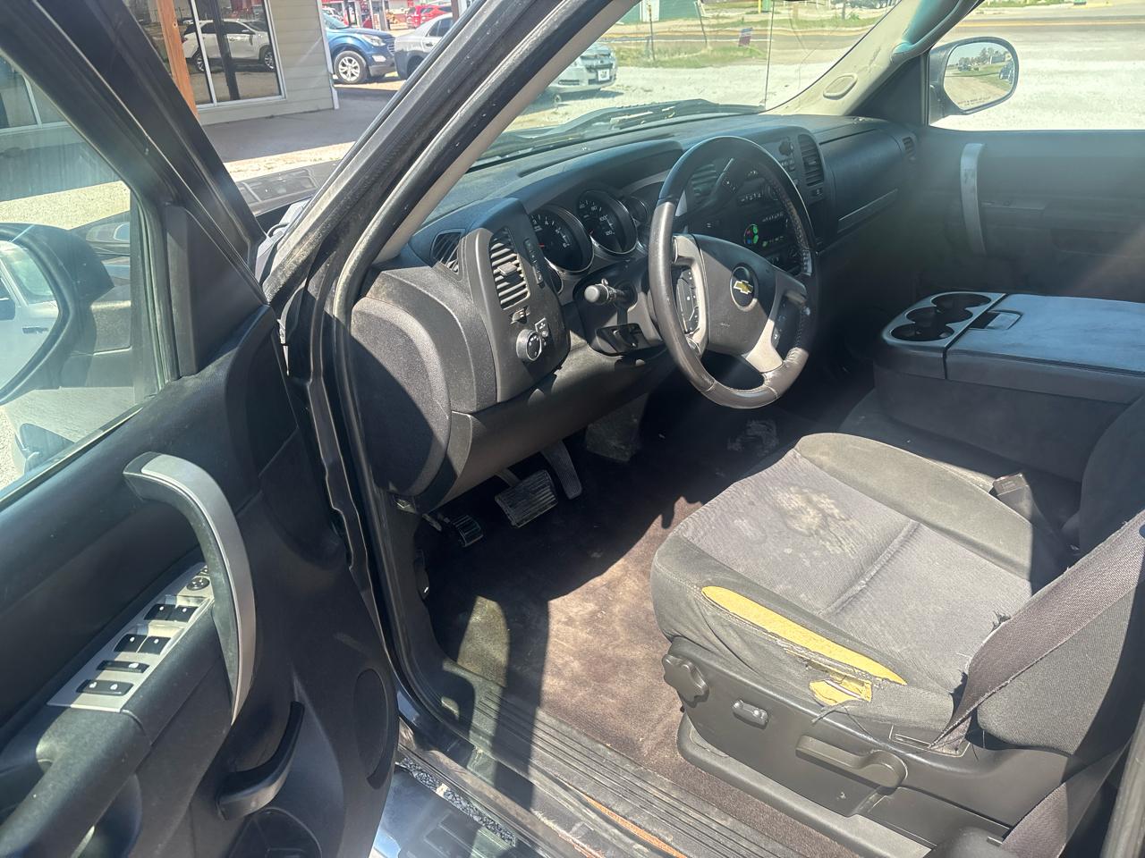 Chevrolet Silverado 1500 4WD Ext Cab 143.5" LT 2010