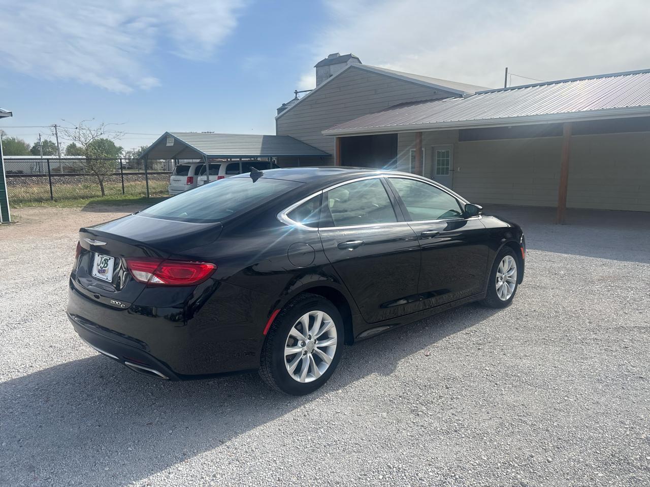 Chrysler 200 4dr Sdn C FWD 2015