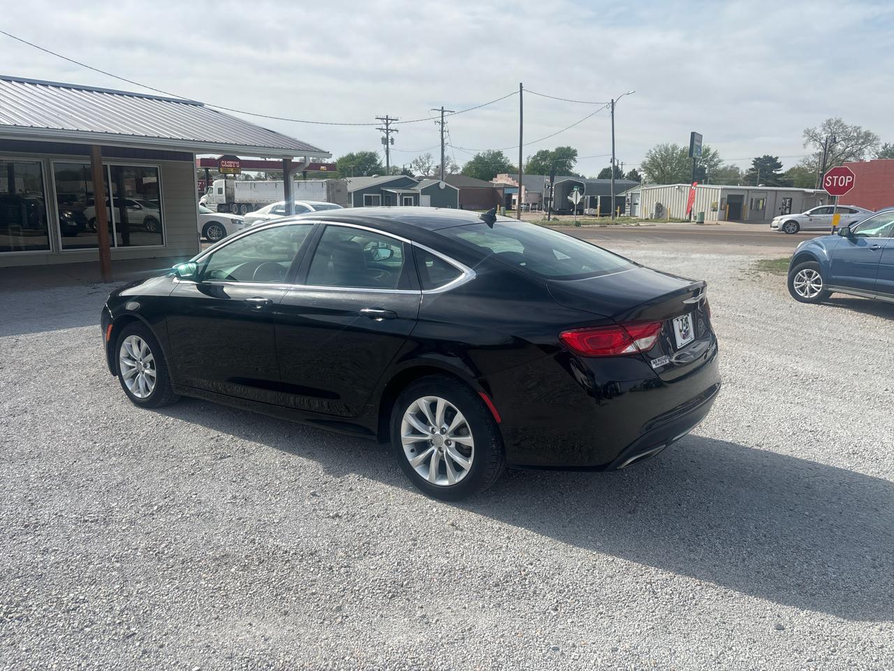 Chrysler 200 4dr Sdn C FWD 2015