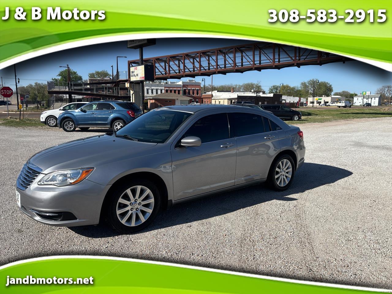 2014 Chrysler 200 4dr Sdn Touring