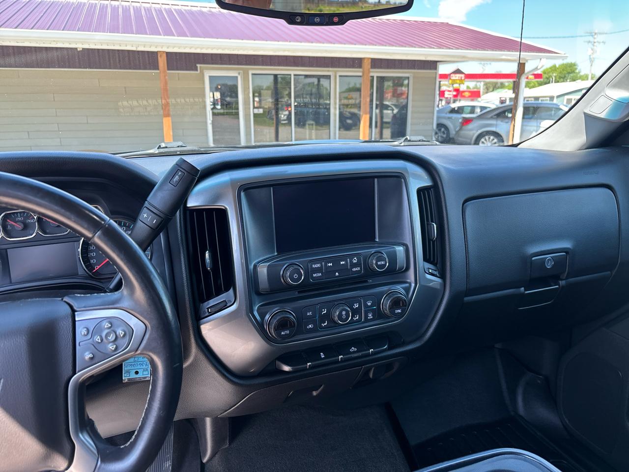 Chevrolet Silverado 1500 4WD Crew Cab 143.5" LT w/1LT 2017