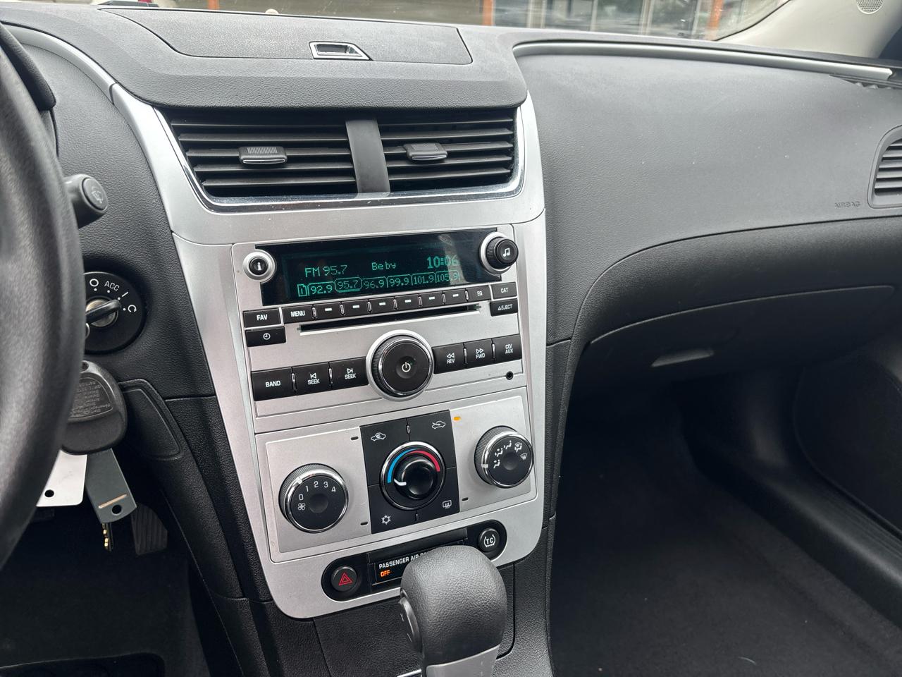Chevrolet Malibu 4dr Sdn LT w/1LT 2011