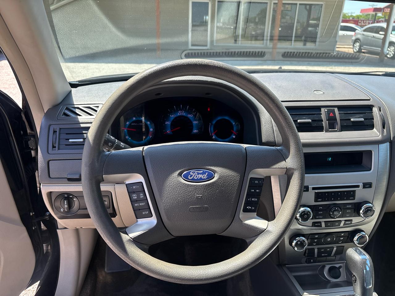 Ford Fusion 4dr Sdn SE FWD 2010