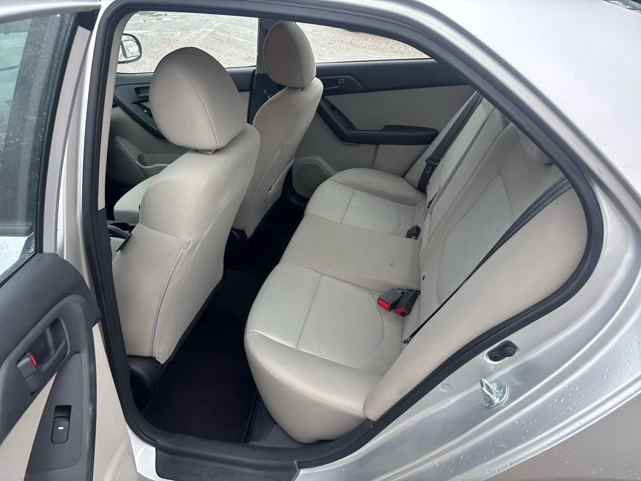 Kia Forte 4dr Sdn Auto EX 2010