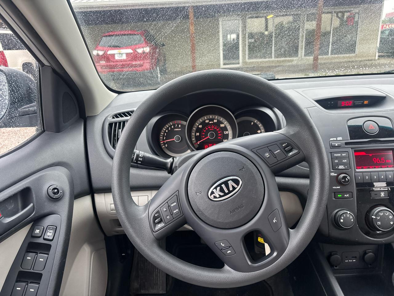 Kia Forte 4dr Sdn Auto EX 2010