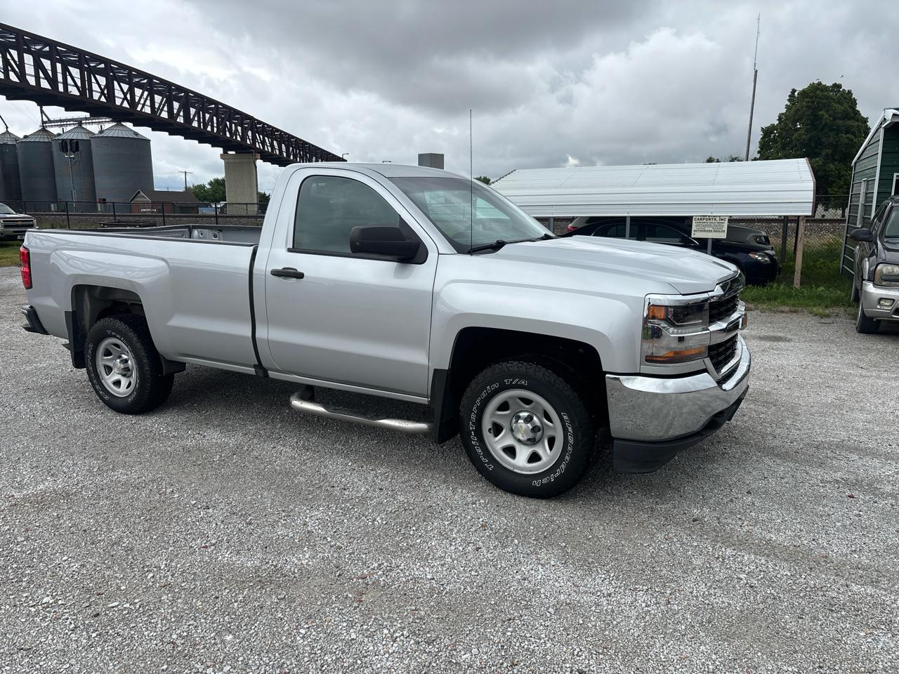 Chevrolet Silverado 1500 4WD Reg Cab 133.0" Work Truck 2017