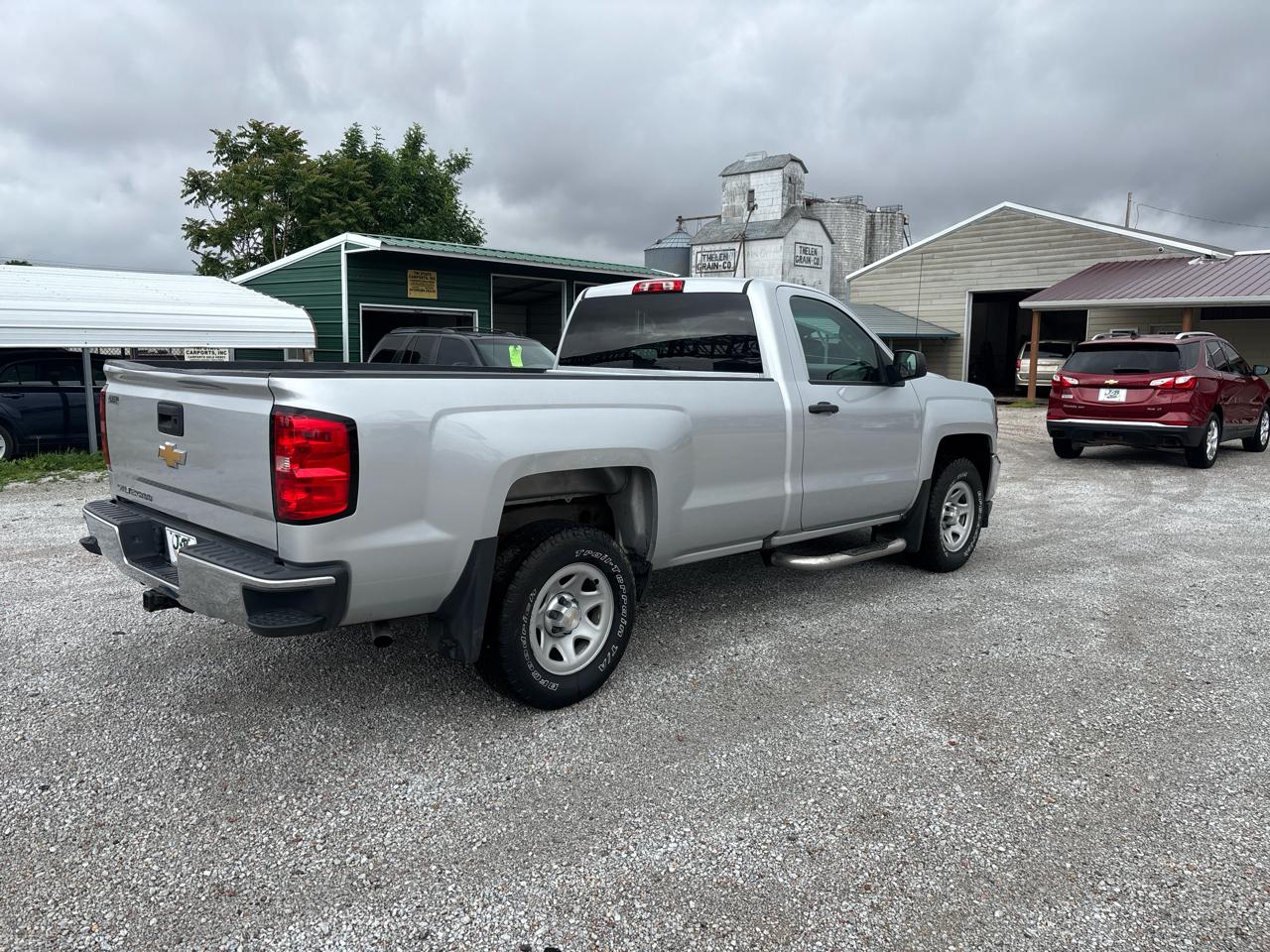 Chevrolet Silverado 1500 4WD Reg Cab 133.0" Work Truck 2017
