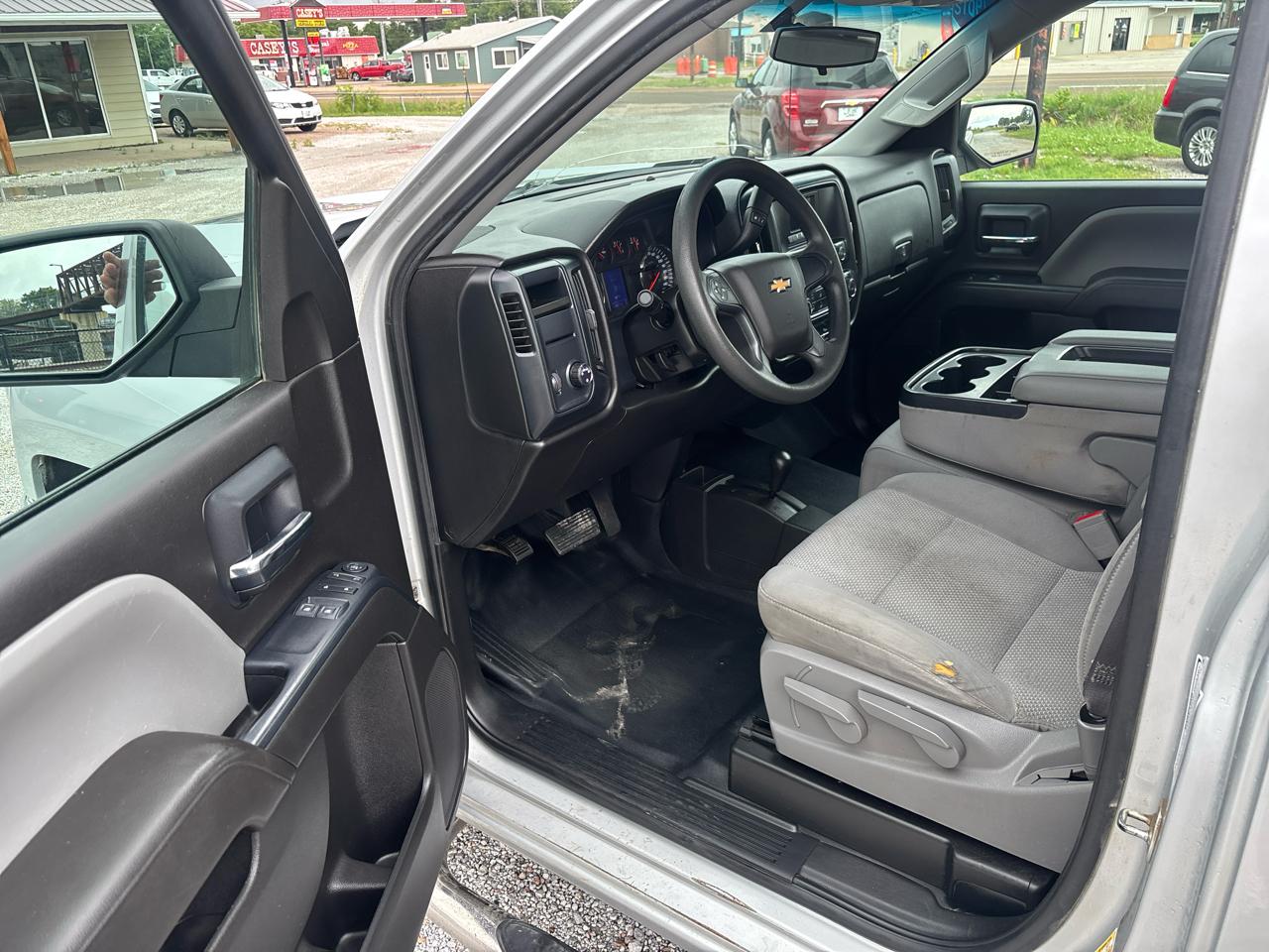 Chevrolet Silverado 1500 4WD Reg Cab 133.0" Work Truck 2017