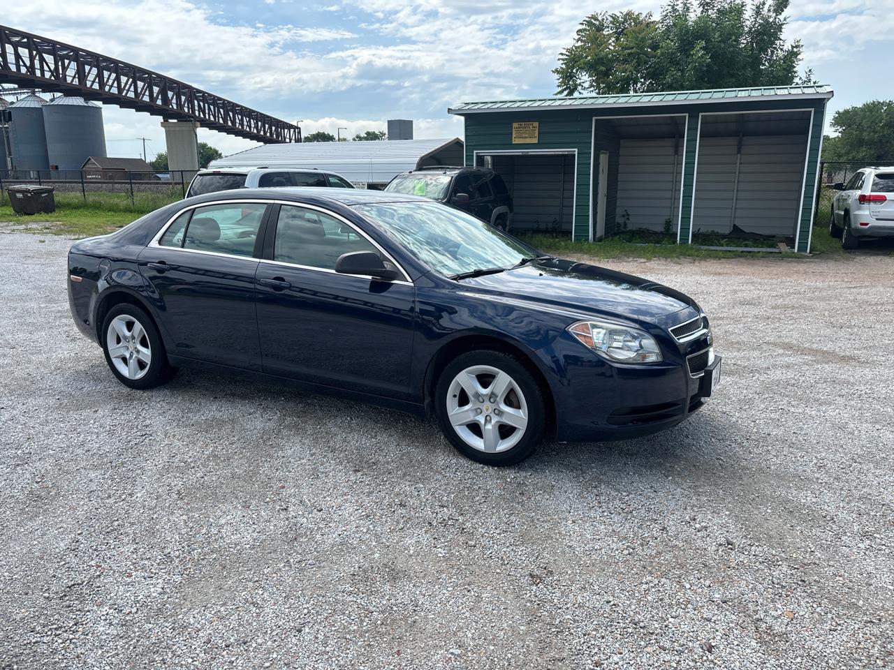 Chevrolet Malibu 4dr Sdn LS w/1FL 2012