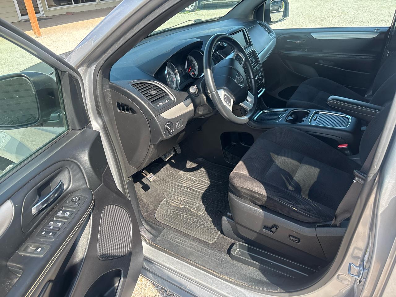 Dodge Grand Caravan 4dr Wgn SXT 2015