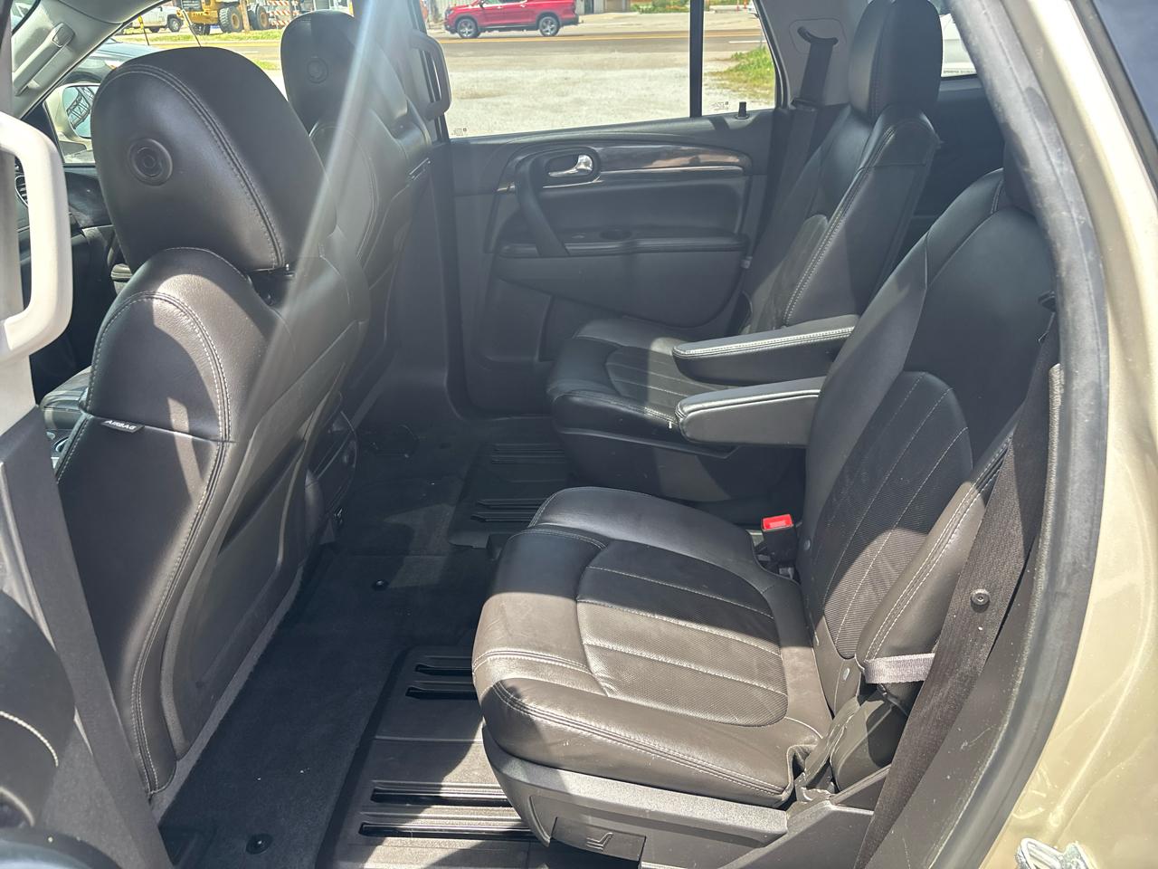 Buick Enclave AWD 4dr Leather 2016