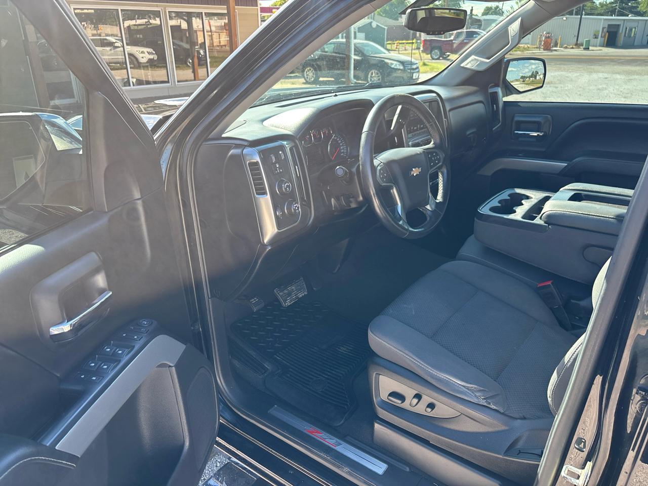 Chevrolet Silverado 1500 4WD Crew Cab 143.5" LT w/2LT 2018