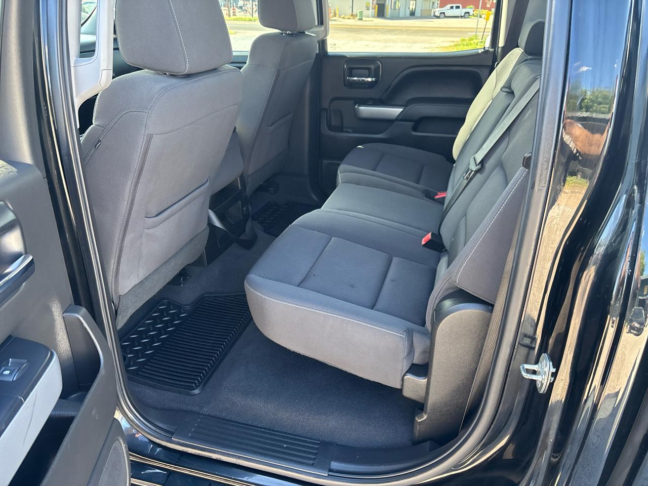 Chevrolet Silverado 1500 4WD Crew Cab 143.5" LT w/2LT 2018