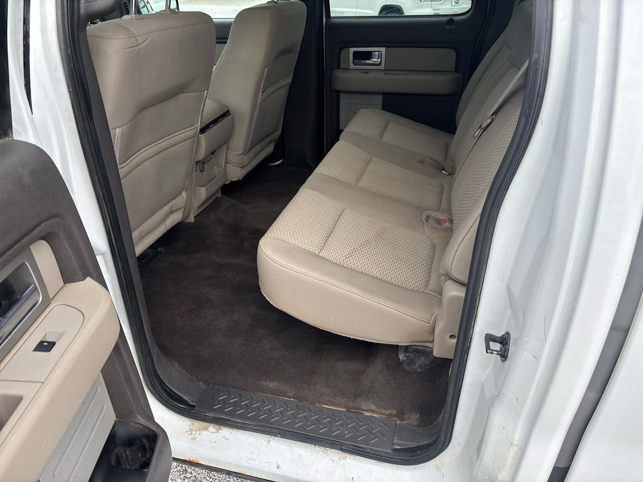 Ford F-150 2WD SuperCrew 139" XLT 2010