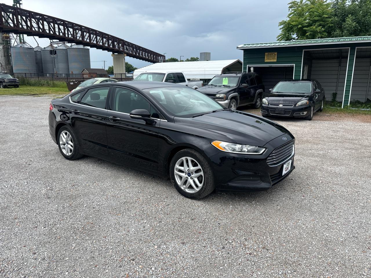 Ford Fusion 4dr Sdn SE FWD 2016