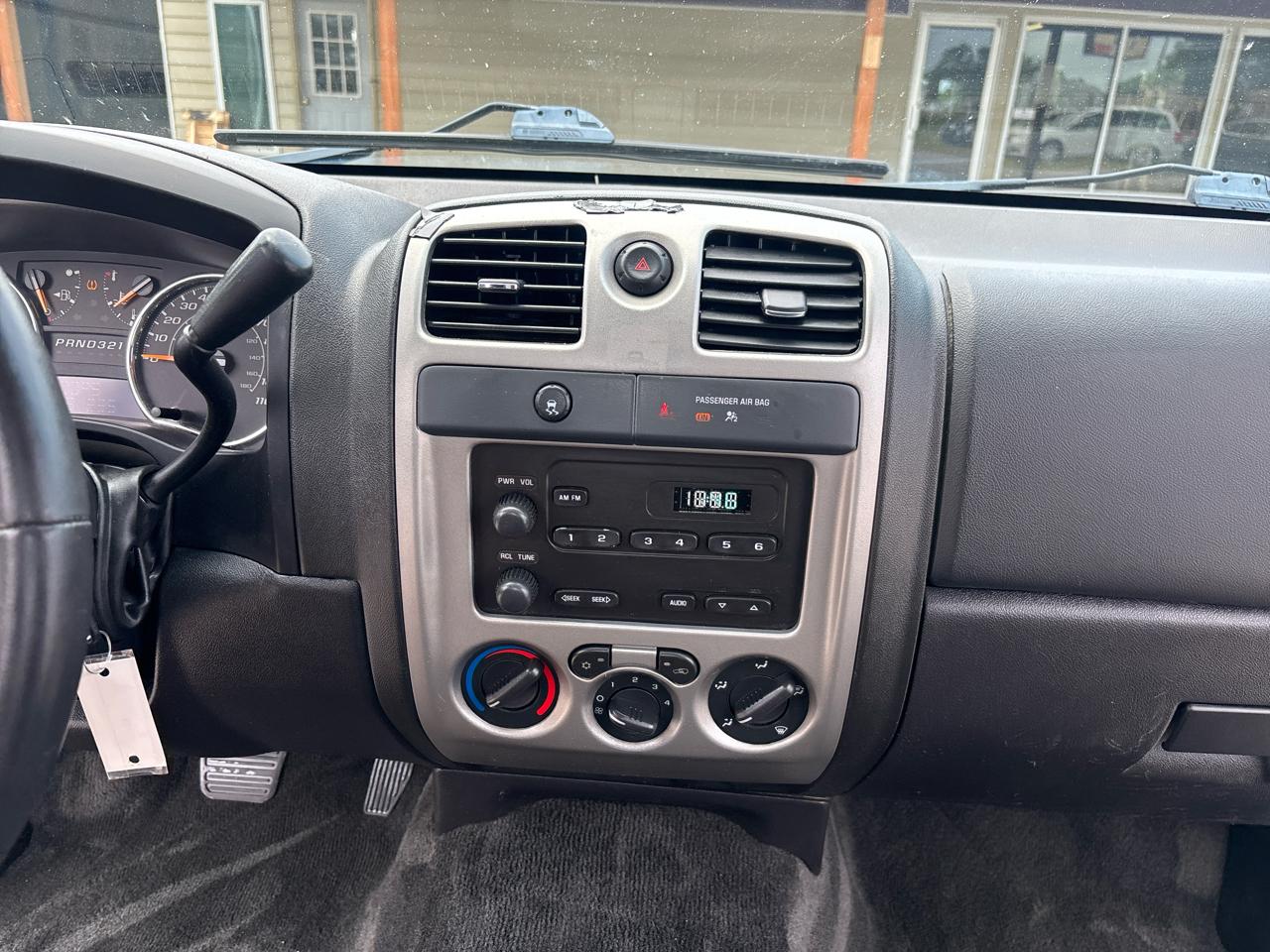 Chevrolet Colorado 2WD Reg Cab 111.2" Work Truck 2011