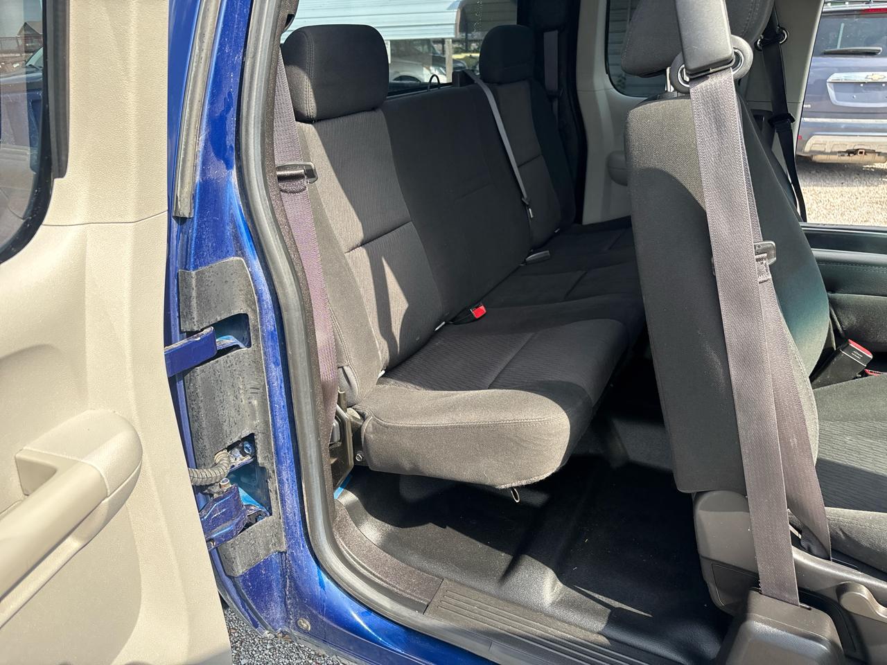 Chevrolet Silverado 1500 4WD Ext Cab 143.5" Work Truck 2013