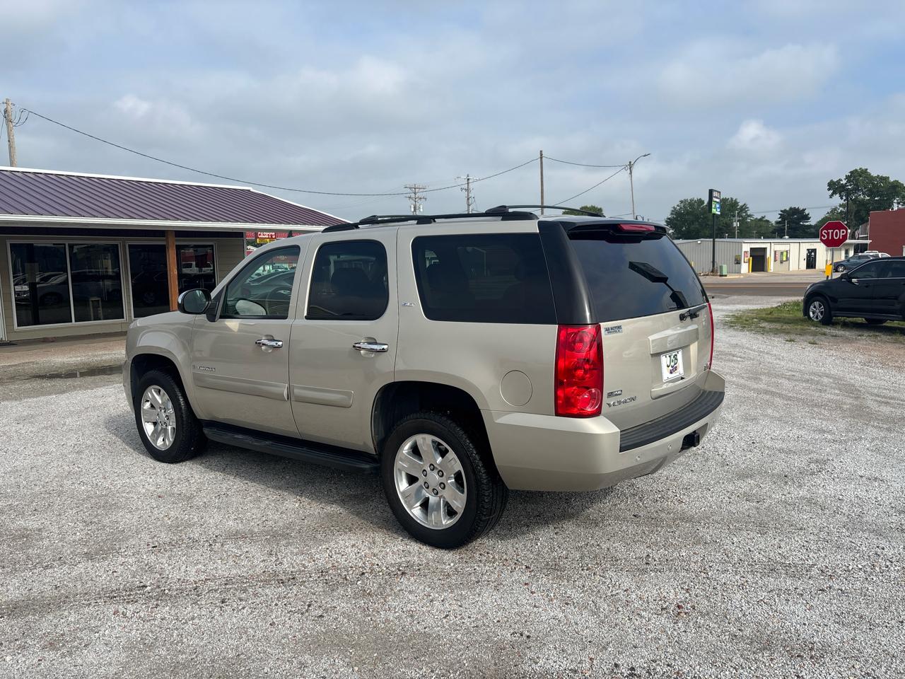 GMC Yukon 4WD 4dr 1500 SLT w/4SB 2008