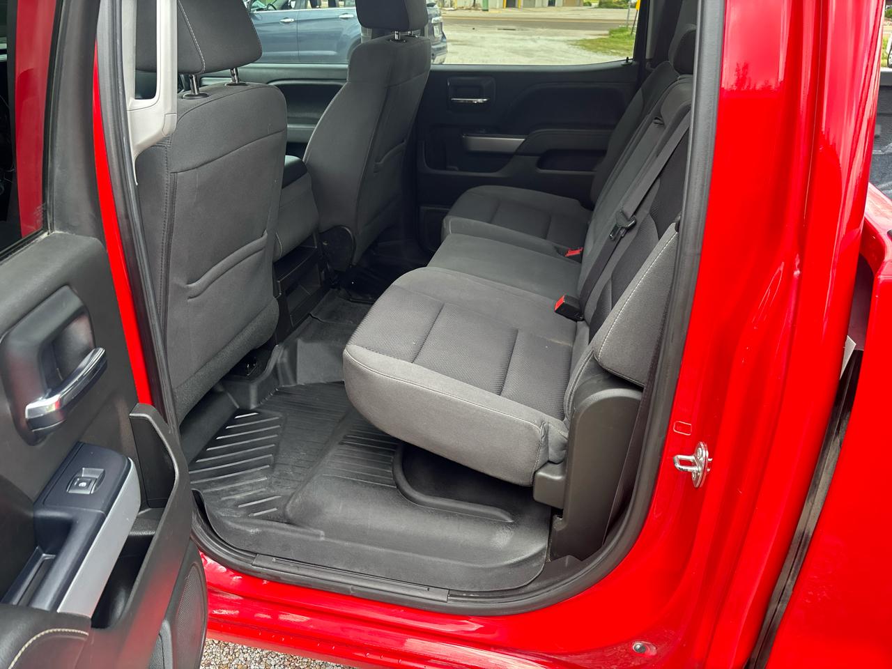 Chevrolet Silverado 1500 4WD Crew Cab 143.5" LT w/2LT 2016