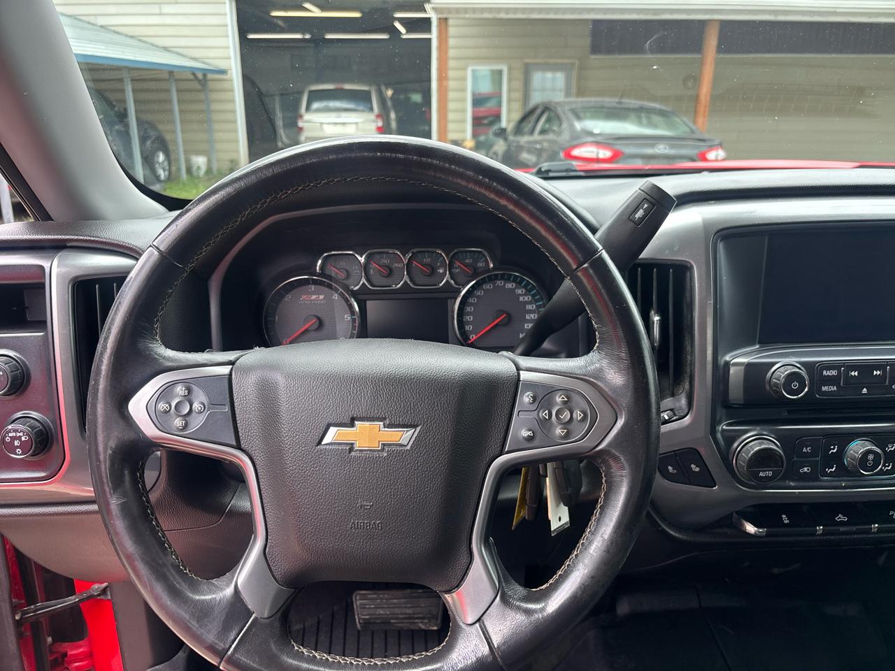 Chevrolet Silverado 1500 4WD Crew Cab 143.5" LT w/2LT 2016